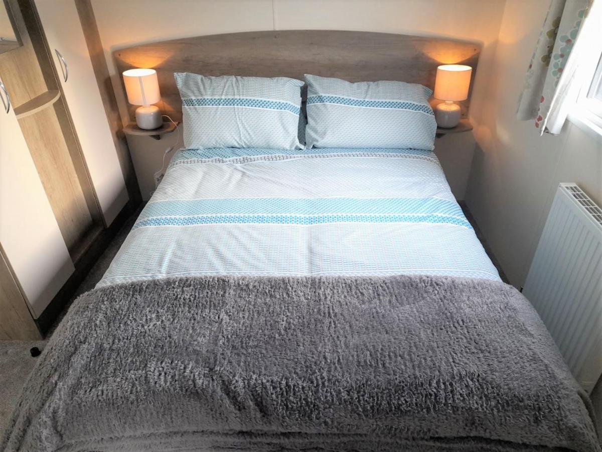 3 Bedroom Modern Caravan Sleeps Up To 8 Millom Eksteriør billede